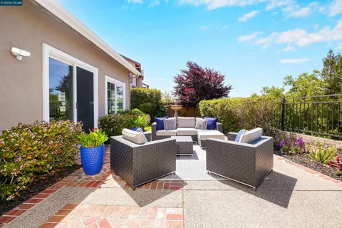 $2,549,000 | 1518 Colchester Street, Danville, CA 94506