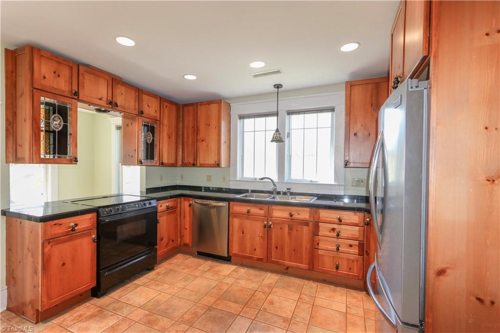 2280 Murray Road State Road, NC 28676 - Photo 19 of 30 Gallery Image 19