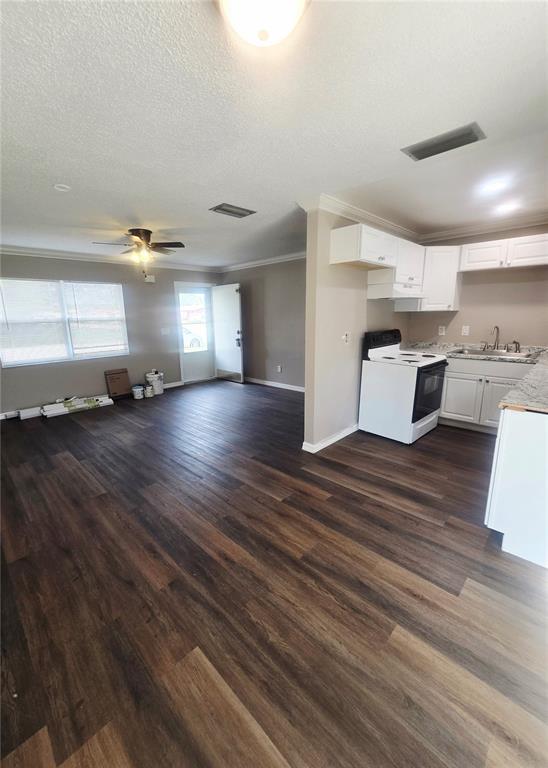 12470 Prescott Street Spring Hill, FL 34609 - Photo 4 of 16