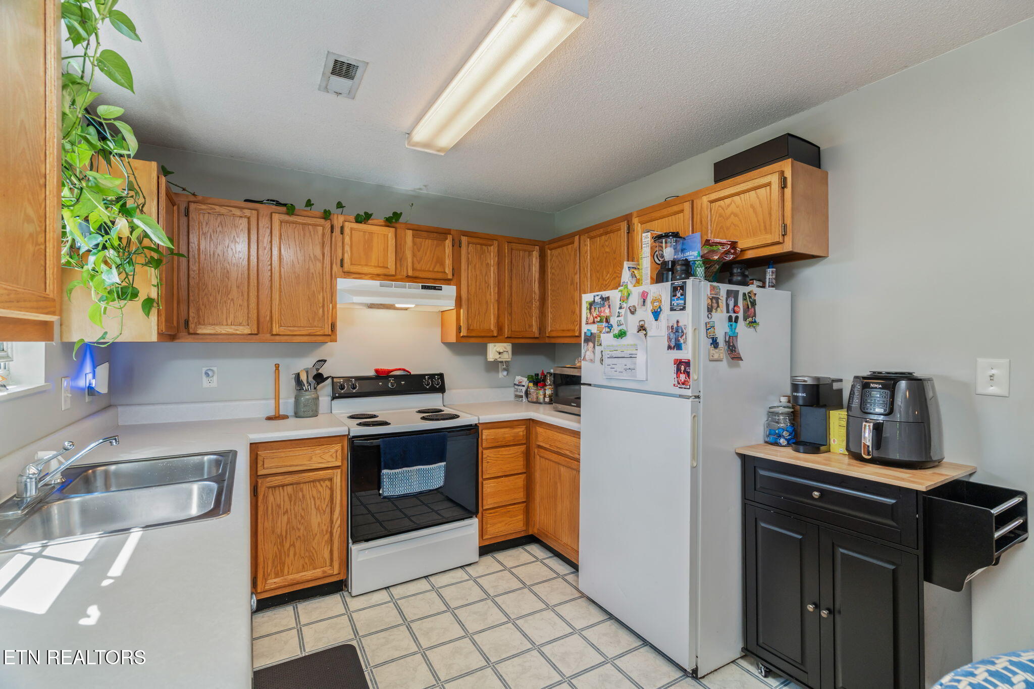 7527 Wheatmeadow Road Corryton, TN 37721 - Photo 12 of 33 Kitchen