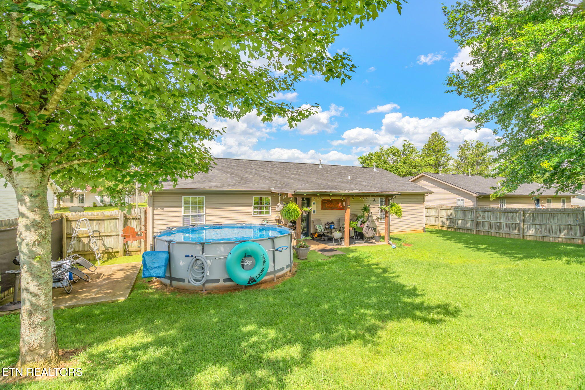 7527 Wheatmeadow Road Corryton, TN 37721 - Photo 27 of 33 Refreshing Pool