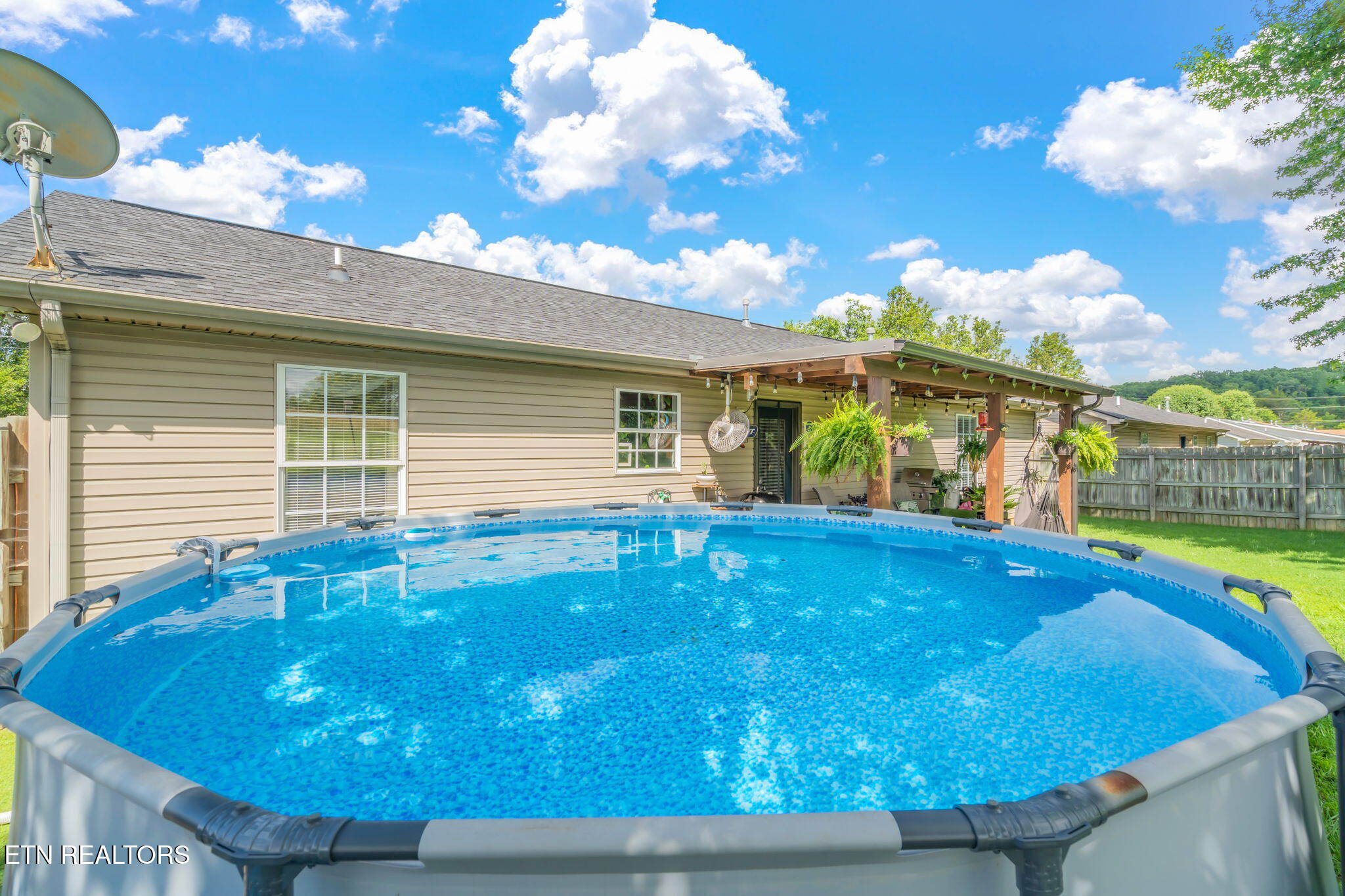 7527 Wheatmeadow Road Corryton, TN 37721 - Photo 29 of 33 Refreshing Pool