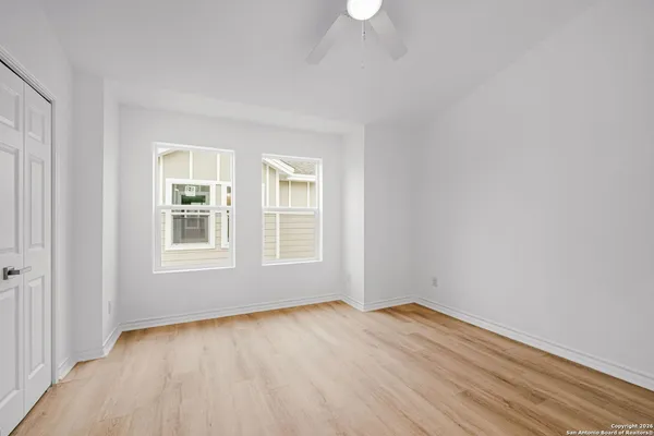 $1,500 | 1303 Essex Street, Unit 201, San Antonio, TX 78210