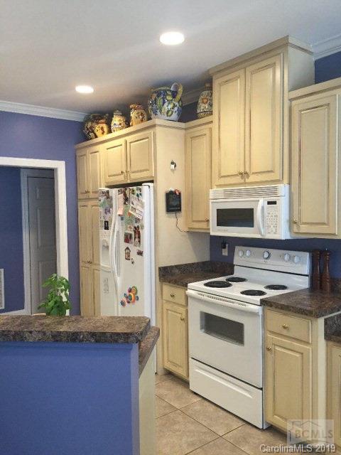 203 Vfw Road Morganton, NC 28655 - Photo 6 of 20 Gallery Image 6