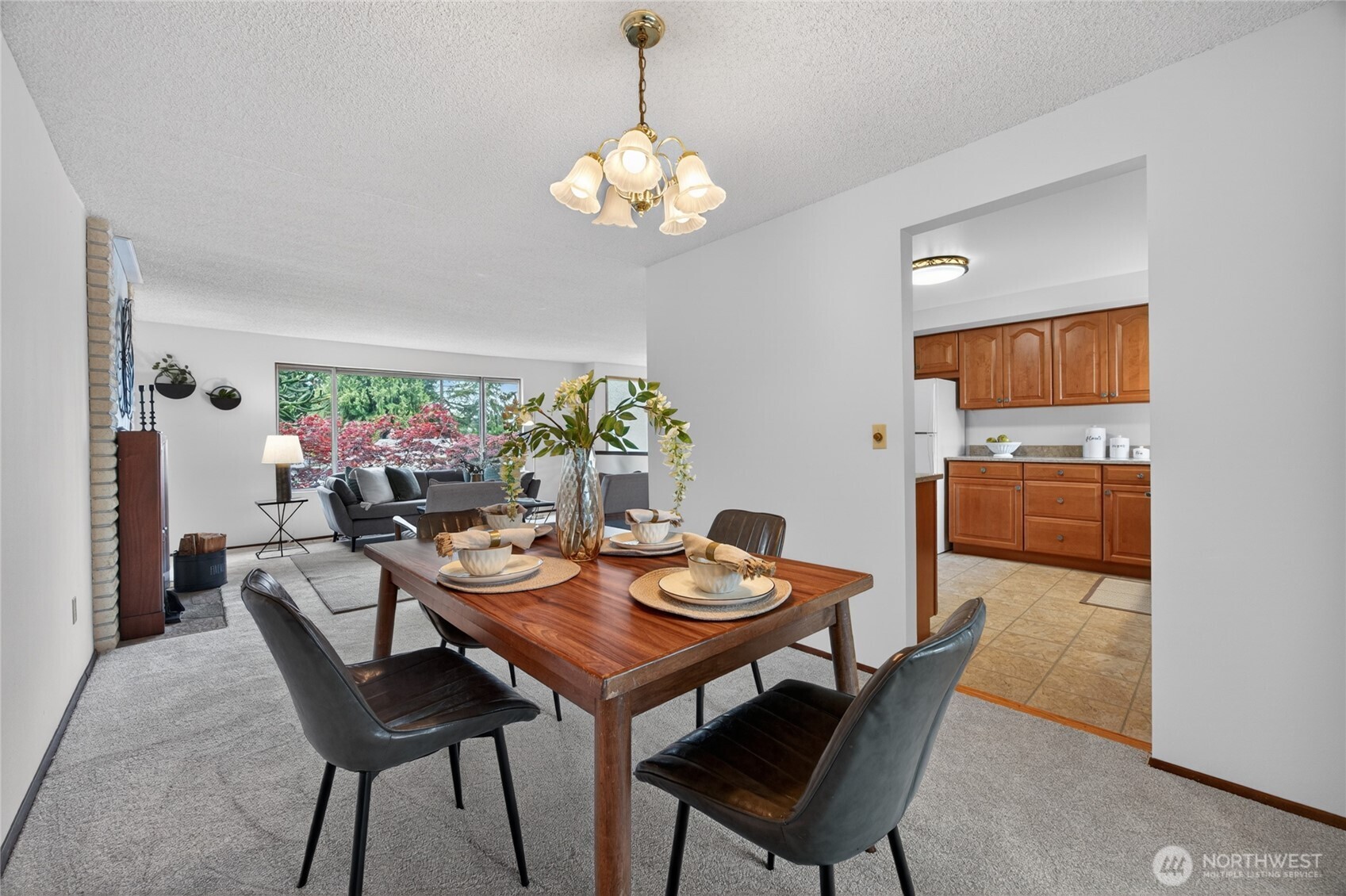 18754 130th Avenue Southeast Renton, WA 98058 - Photo 6 of 34