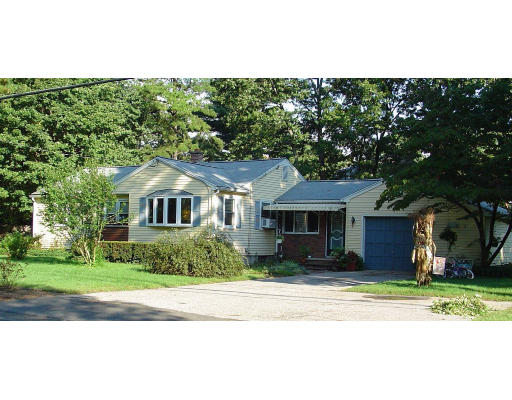 438 Holyoke Road Westfield, MA 01085 - Photo 1 of 1 Gallery Image 1