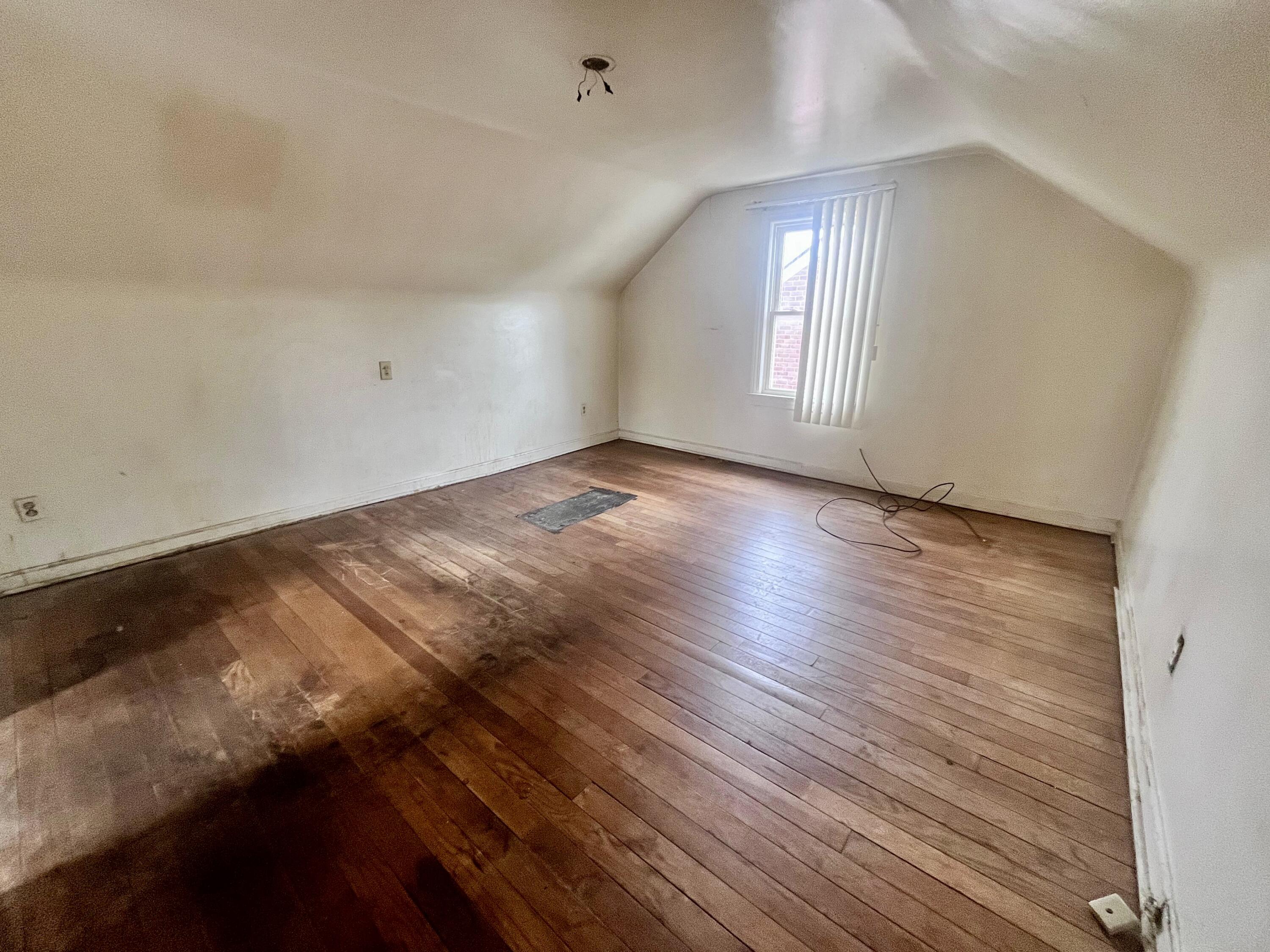 19249 Marx Street Detroit, MI 48203 - Photo 11 of 20 20260520_151515000_iOS 6