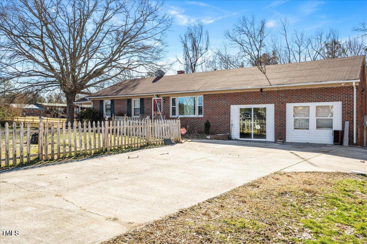 2540 Mayo Lake Road Roxboro, NC 27574 - Photo 2 of 24 20240124203147718140000000-o