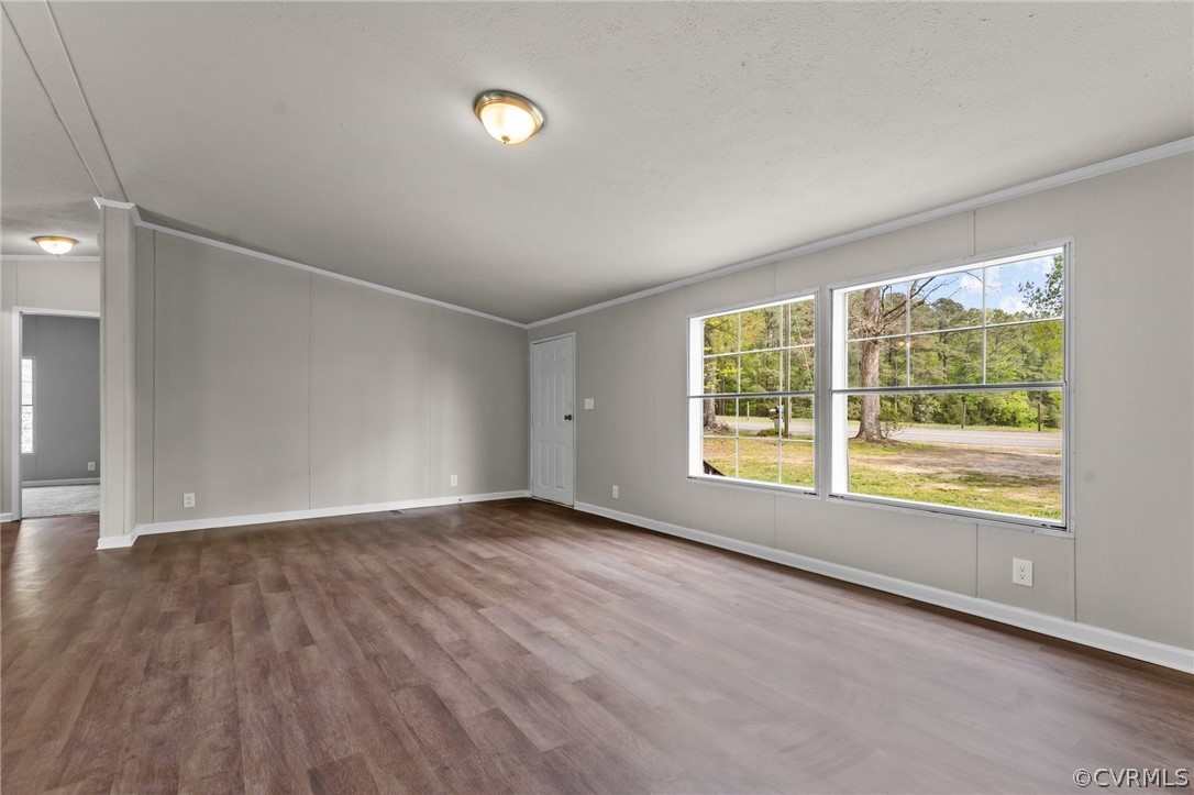 13236 Winston Road Ashland, VA 23005 - Photo 4 of 32 Gallery Image 4