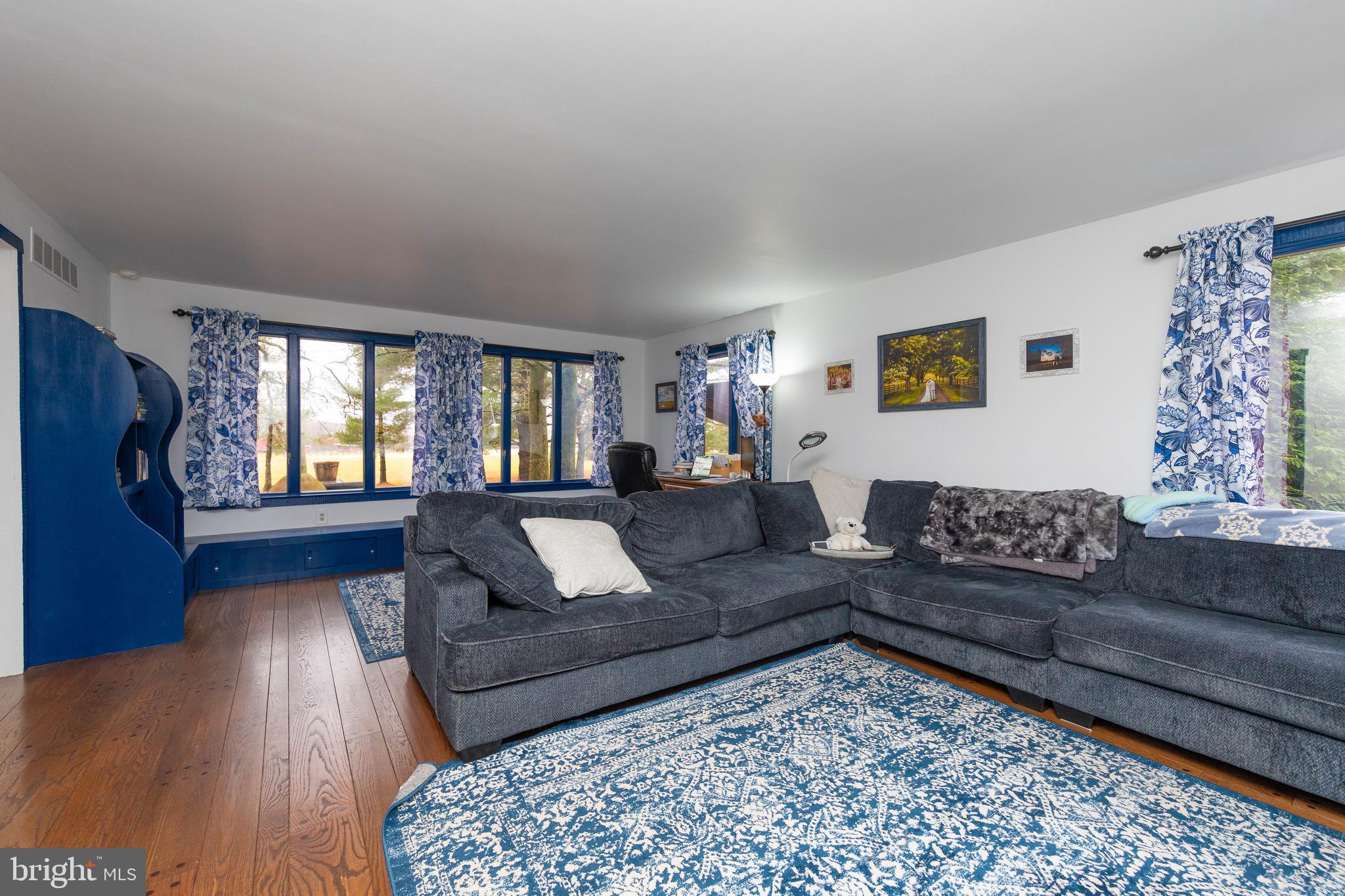 862 Deep Run Road Perkasie, PA 18944 - Photo 17 of 35 Gallery Image 17