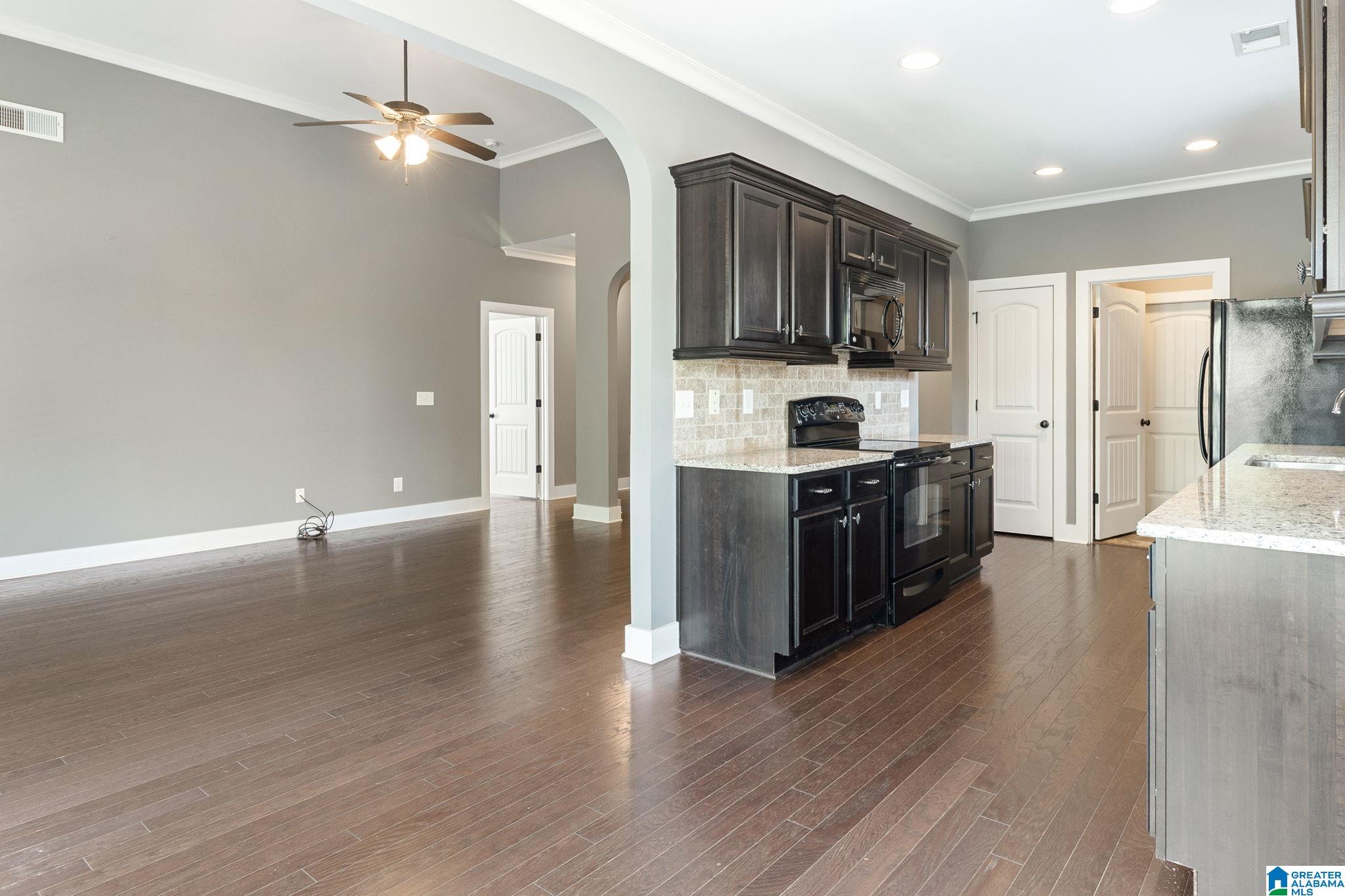 1273 Grants Way Birmingham, AL 35210 - Photo 10 of 27