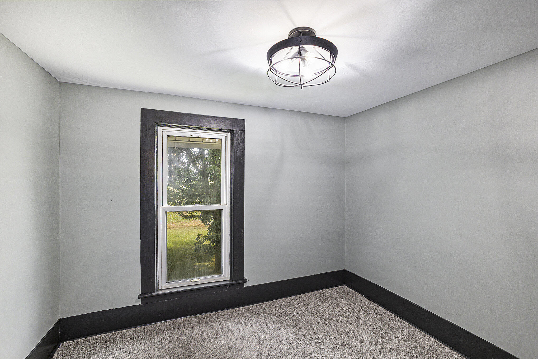 238 Maple Road Quincy, MI 49082 - Photo 14 of 24 013_file_634