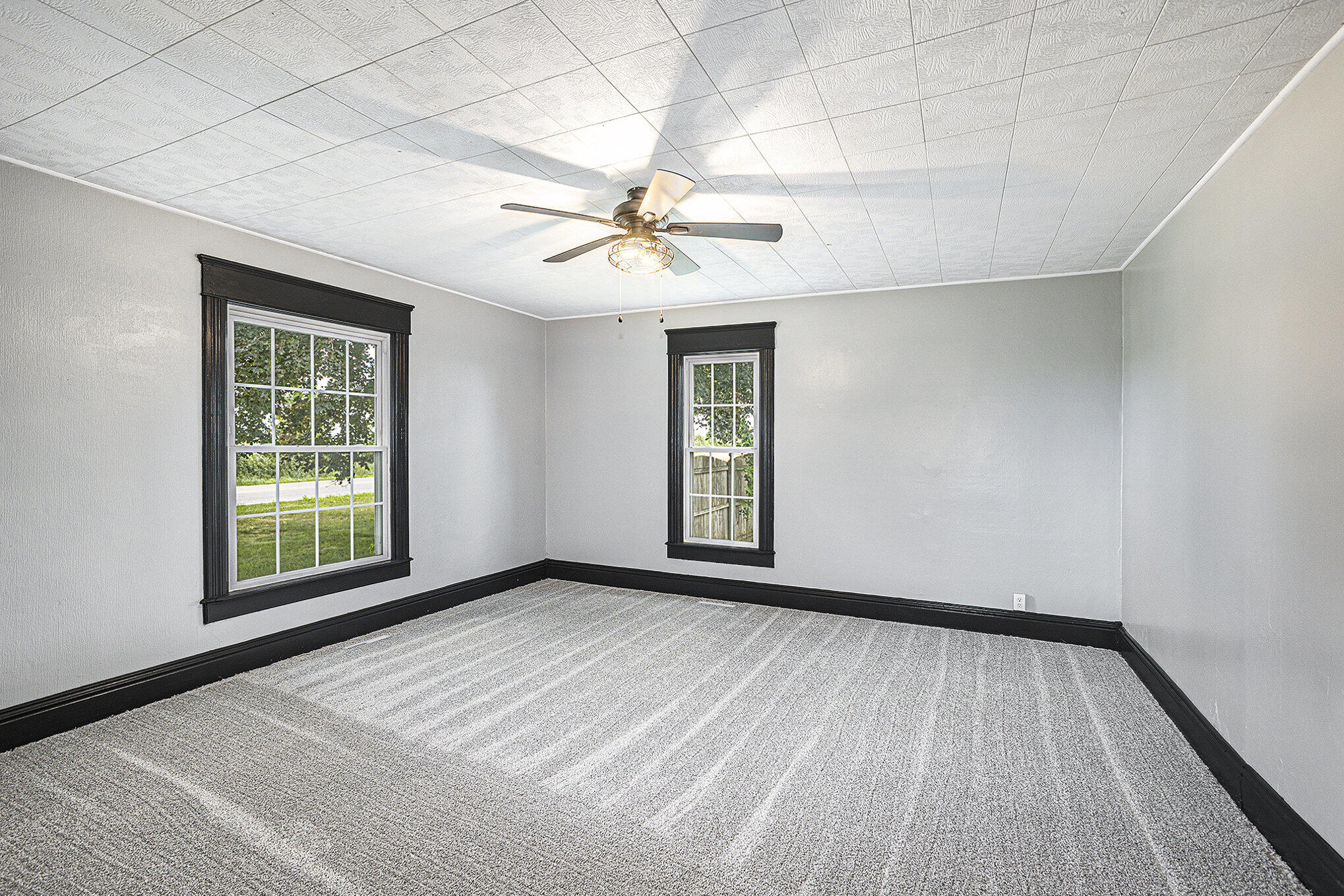 238 Maple Road Quincy, MI 49082 - Photo 7 of 24 005_file_460