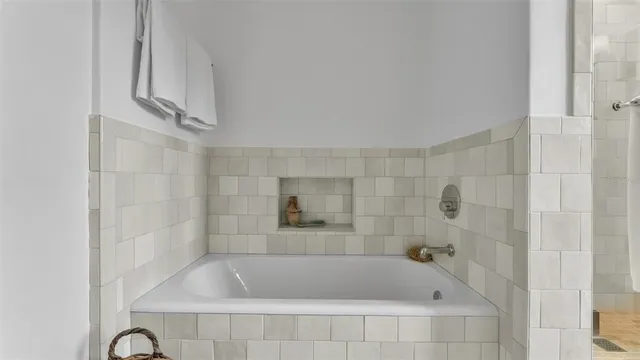 $3,500,000 | 2300 North Scenic Highway, Unit 40, Lake Wales, FL 33898