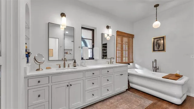 $3,500,000 | 2300 North Scenic Highway, Unit 40, Lake Wales, FL 33898