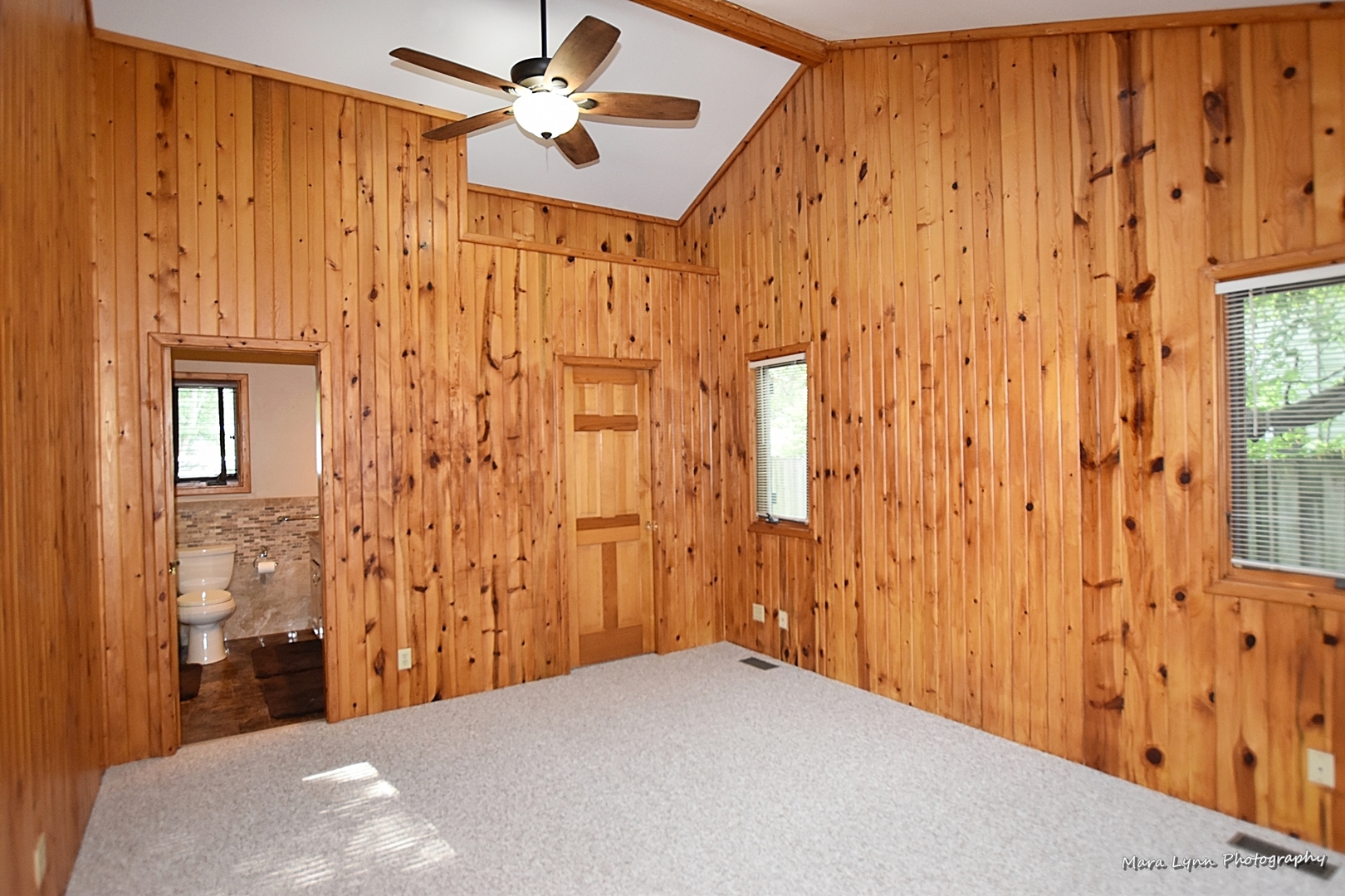 2212 Rockwell Road Aurora, IL 60506 - Photo 14 of 47