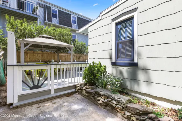 a view of entrance gate of the house