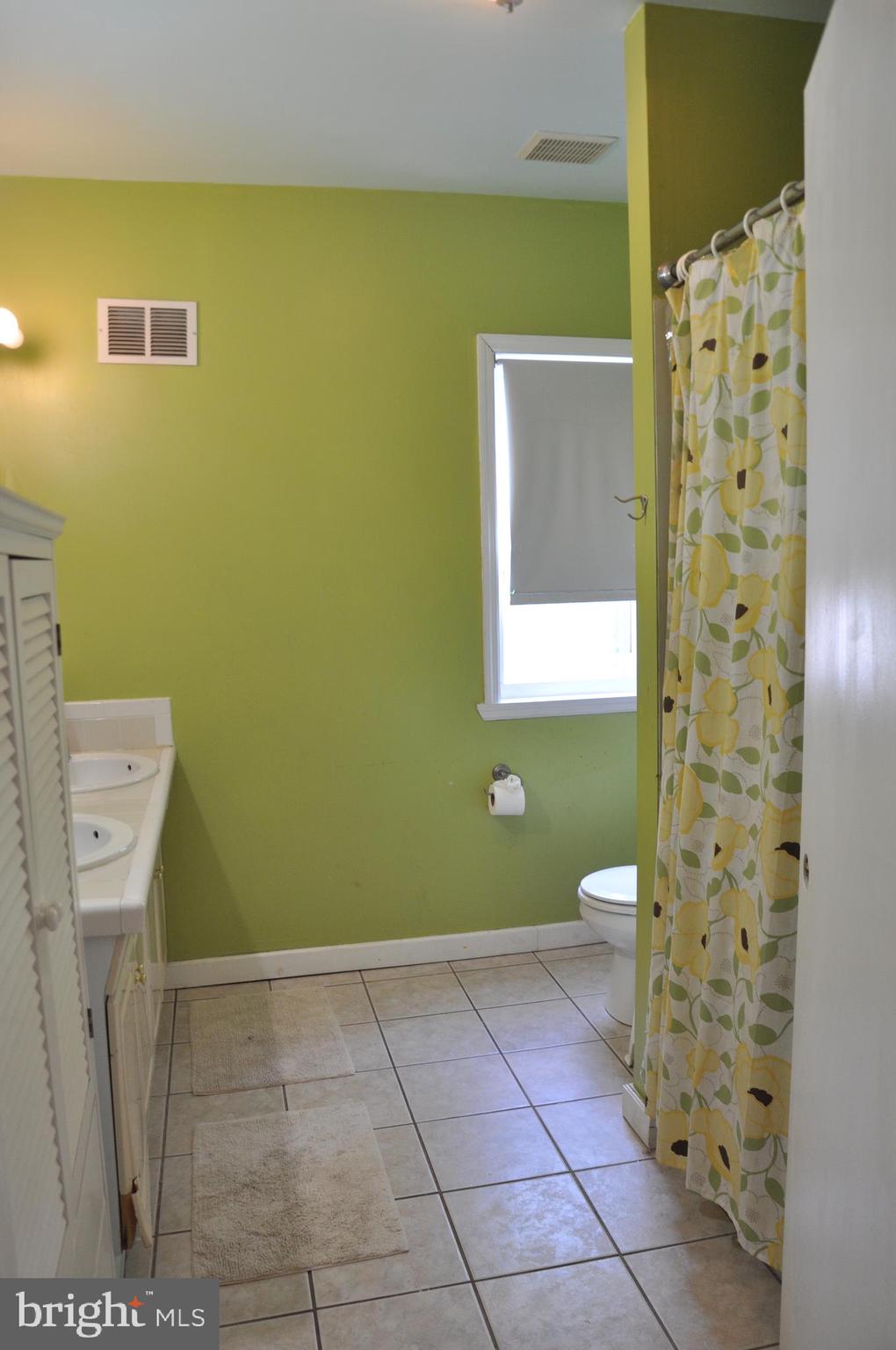 334 Ridgeway Street Gloucester City, NJ 08030 - Photo 16 of 26 Gallery Image 16