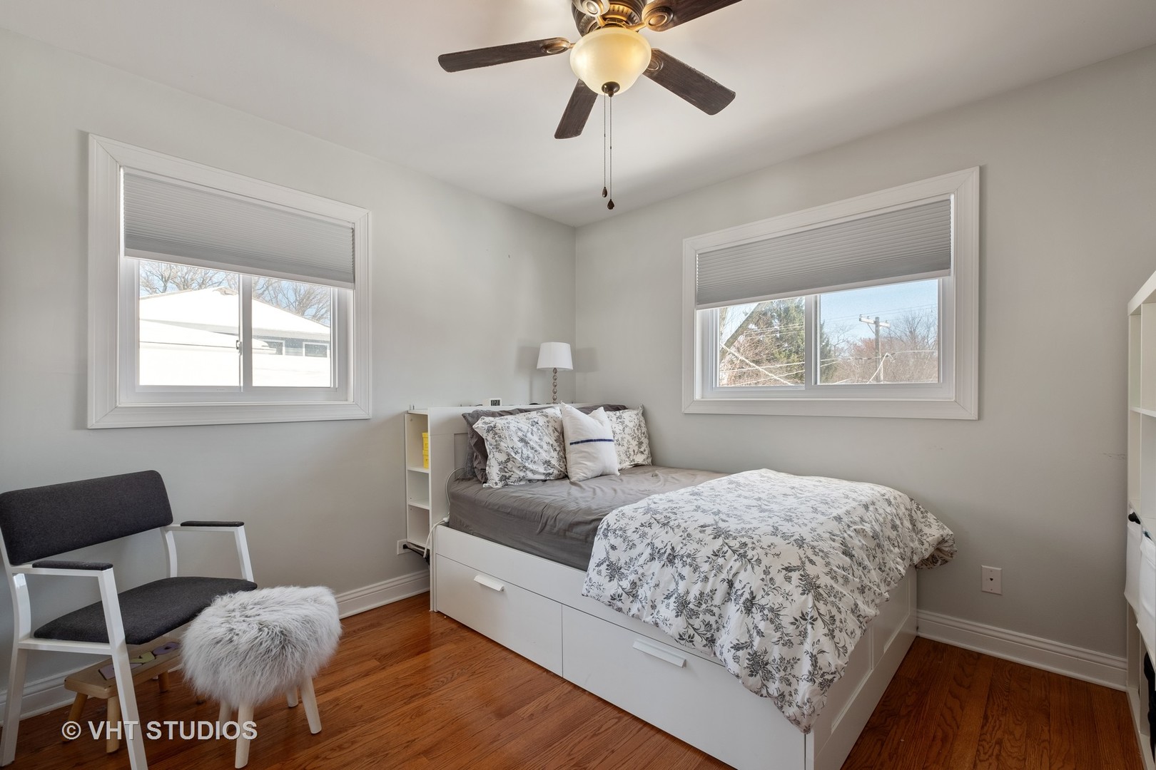 1021 Knollwood Road Deerfield, IL 60015 - Photo 12 of 20 a bedroom with a large bed and a window