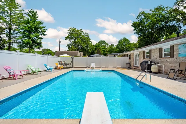 $420,000 | 301 Clebourne Avenue, Chickamauga, GA 30707