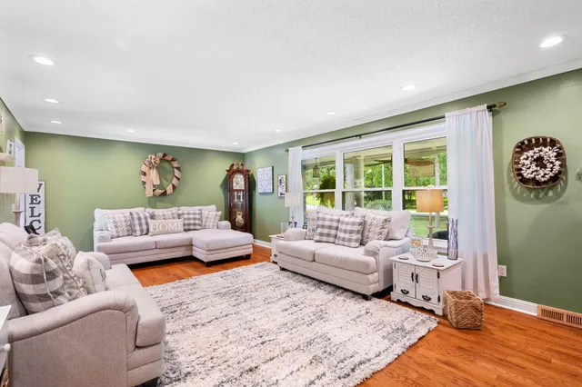 $420,000 | 301 Clebourne Avenue, Chickamauga, GA 30707