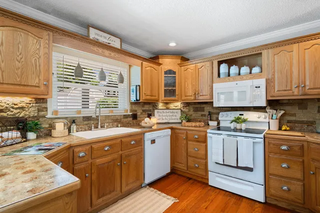 $420,000 | 301 Clebourne Avenue, Chickamauga, GA 30707