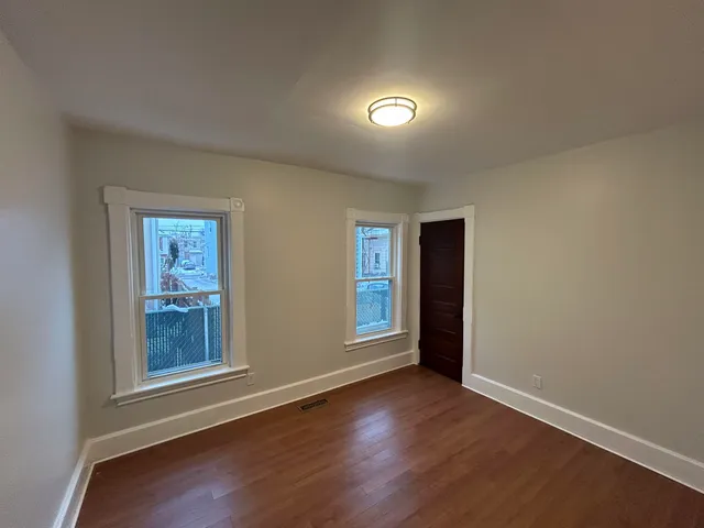 $2,800 | 6 Holmes Street, Unit 1, Nashua, NH 03060