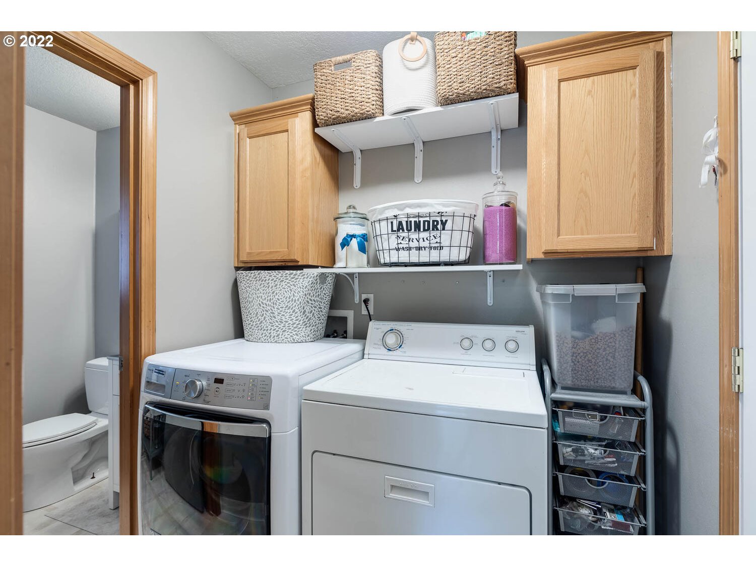 1013 Southwest Ivory Loop Gresham, OR 97080 - Photo 14 of 31 a utility room with dryer and washer
