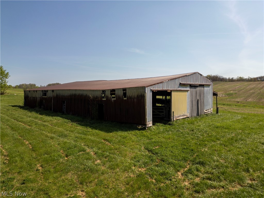 80960 Burkhart Road Tippecanoe, OH 44699 - Photo 39 of 50