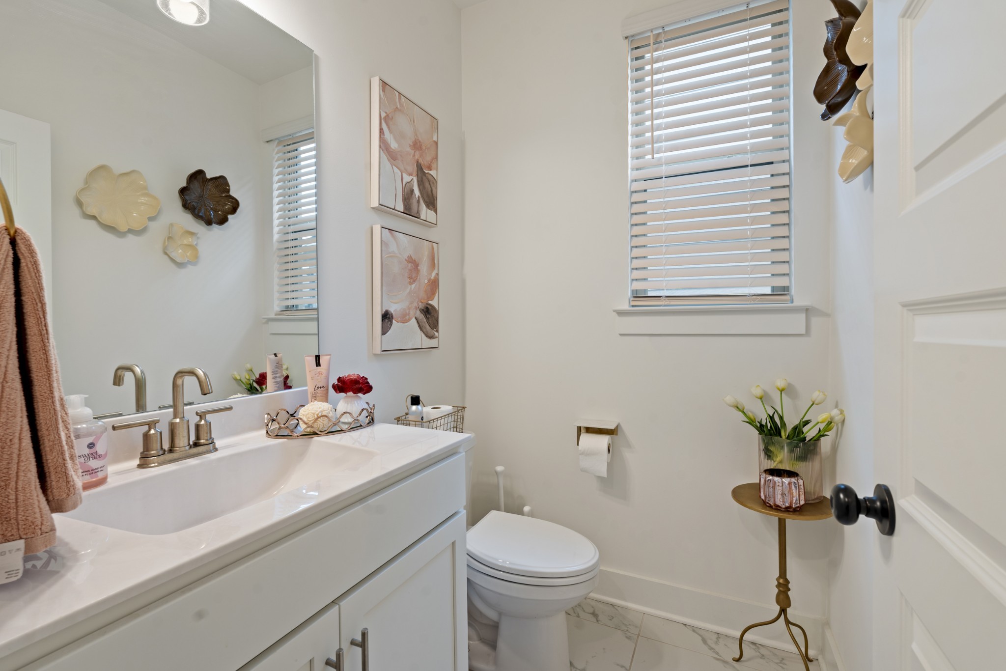 160 Cavalcade Loop Gallatin, TN 37066 - Photo 7 of 38 a bathroom with a sink toilet and a mirror