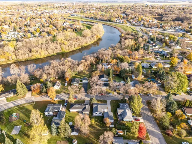 $239,900 | 416 Crescent Avenue, Crookston, MN 56716