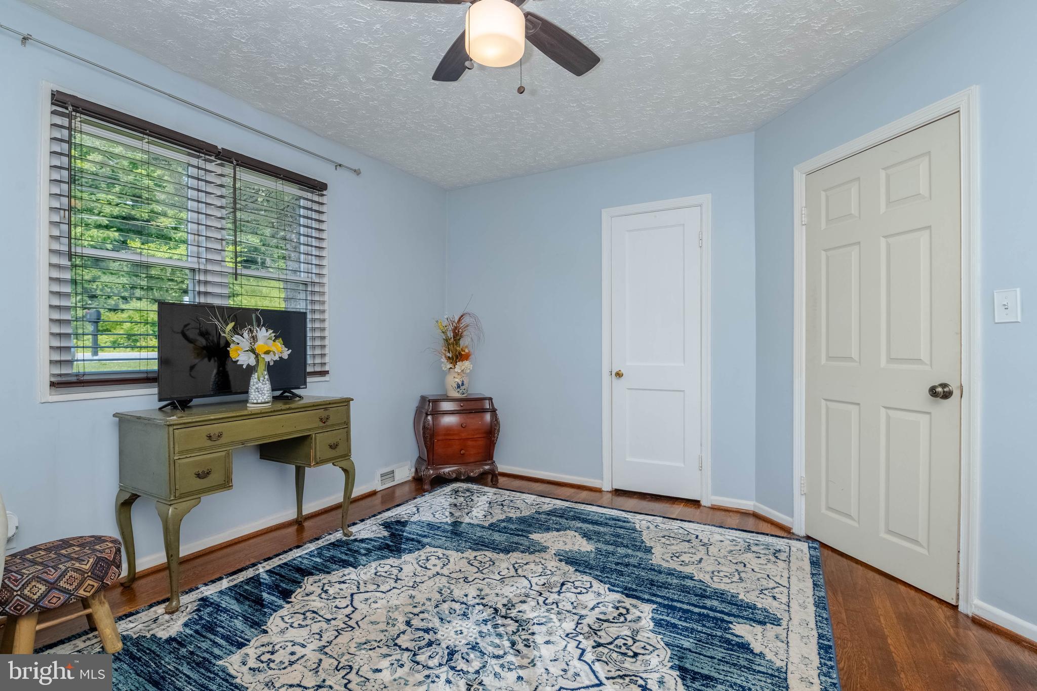 411 Warren Road Cockeysville, MD 21030 - Photo 22 of 57
