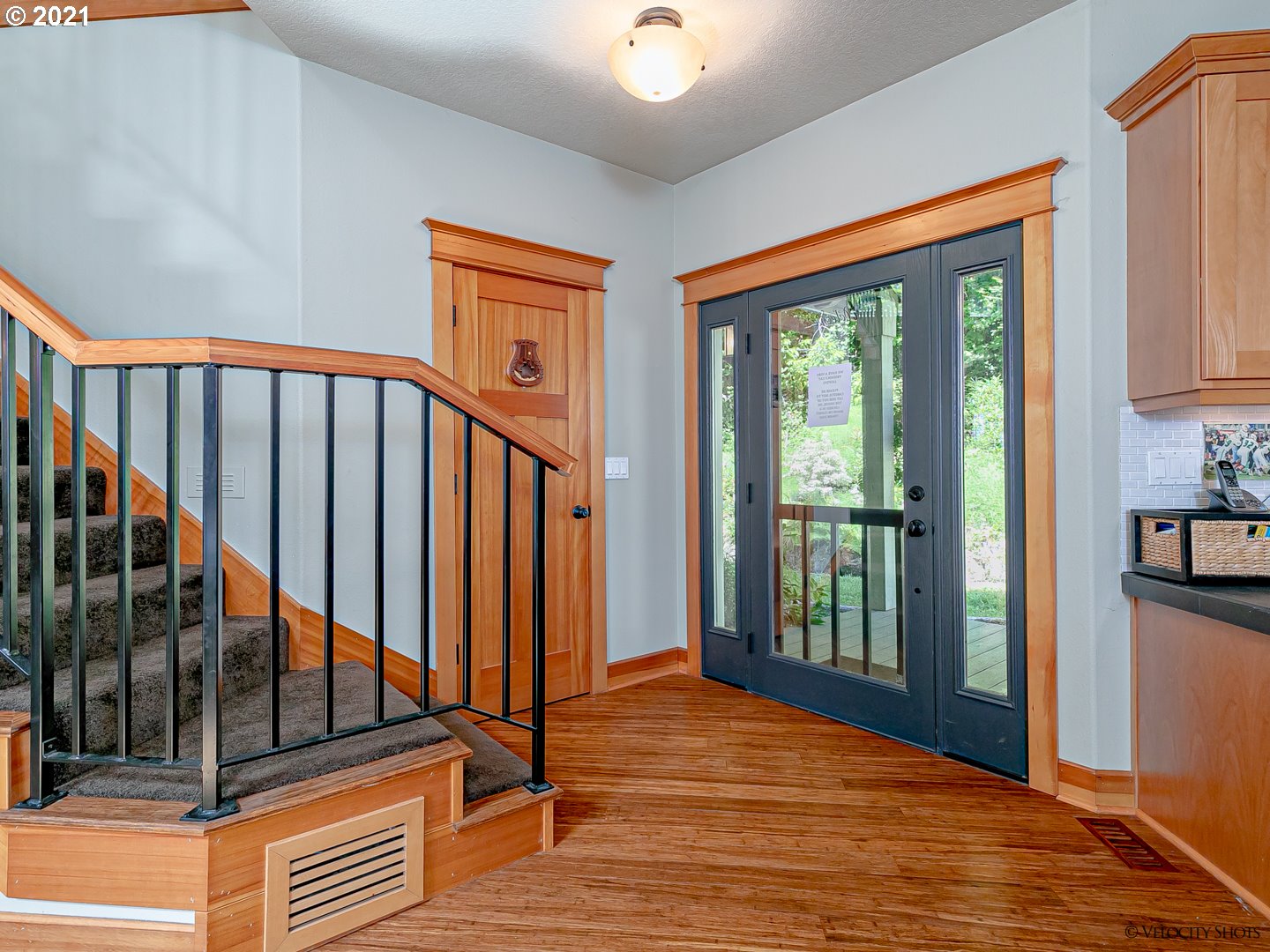 33953 Southeast Rainbow Road Estacada, OR 97023 - Photo 4 of 32 Gallery Image 4