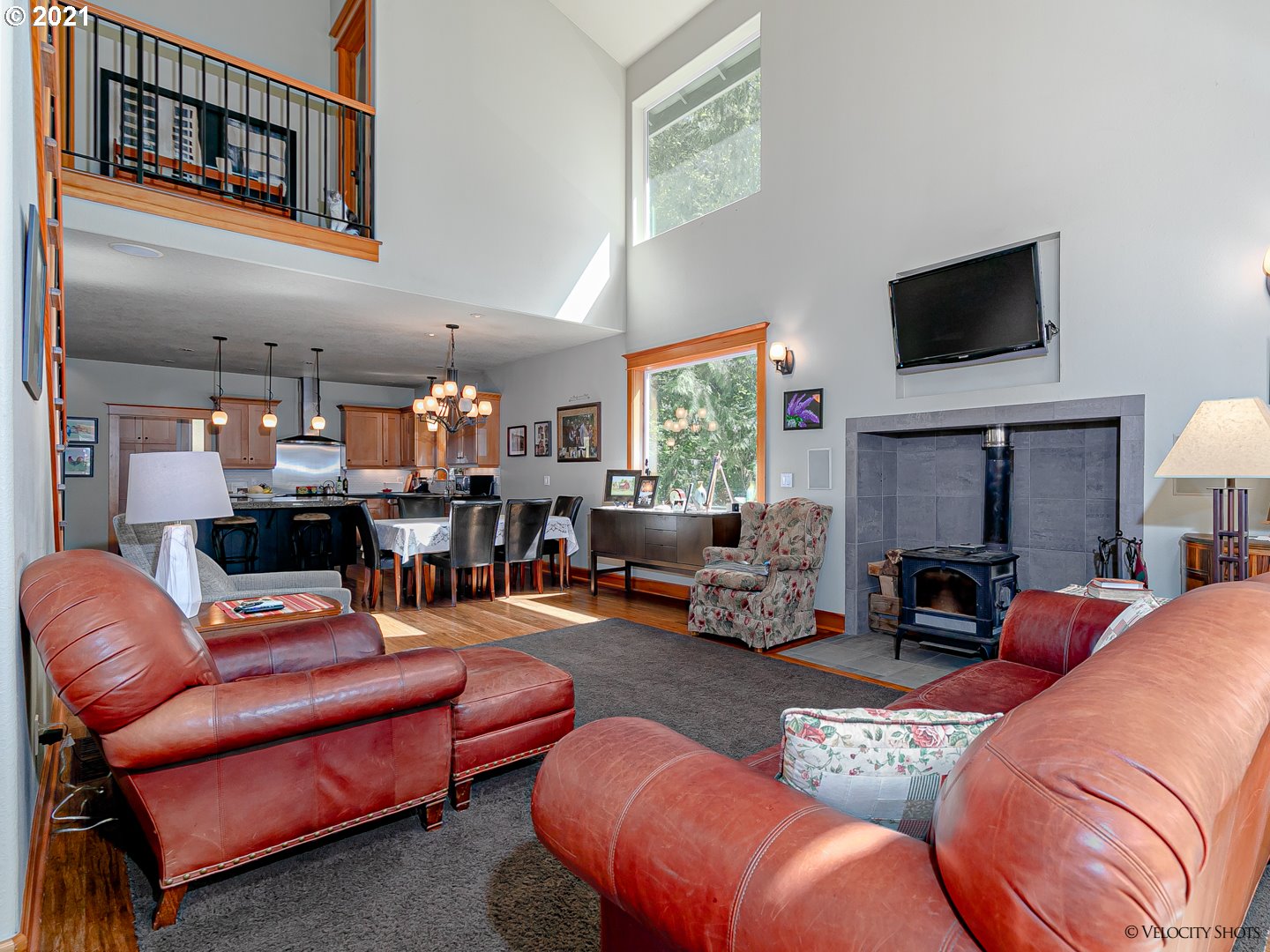 33953 Southeast Rainbow Road Estacada, OR 97023 - Photo 8 of 32 Gallery Image 8