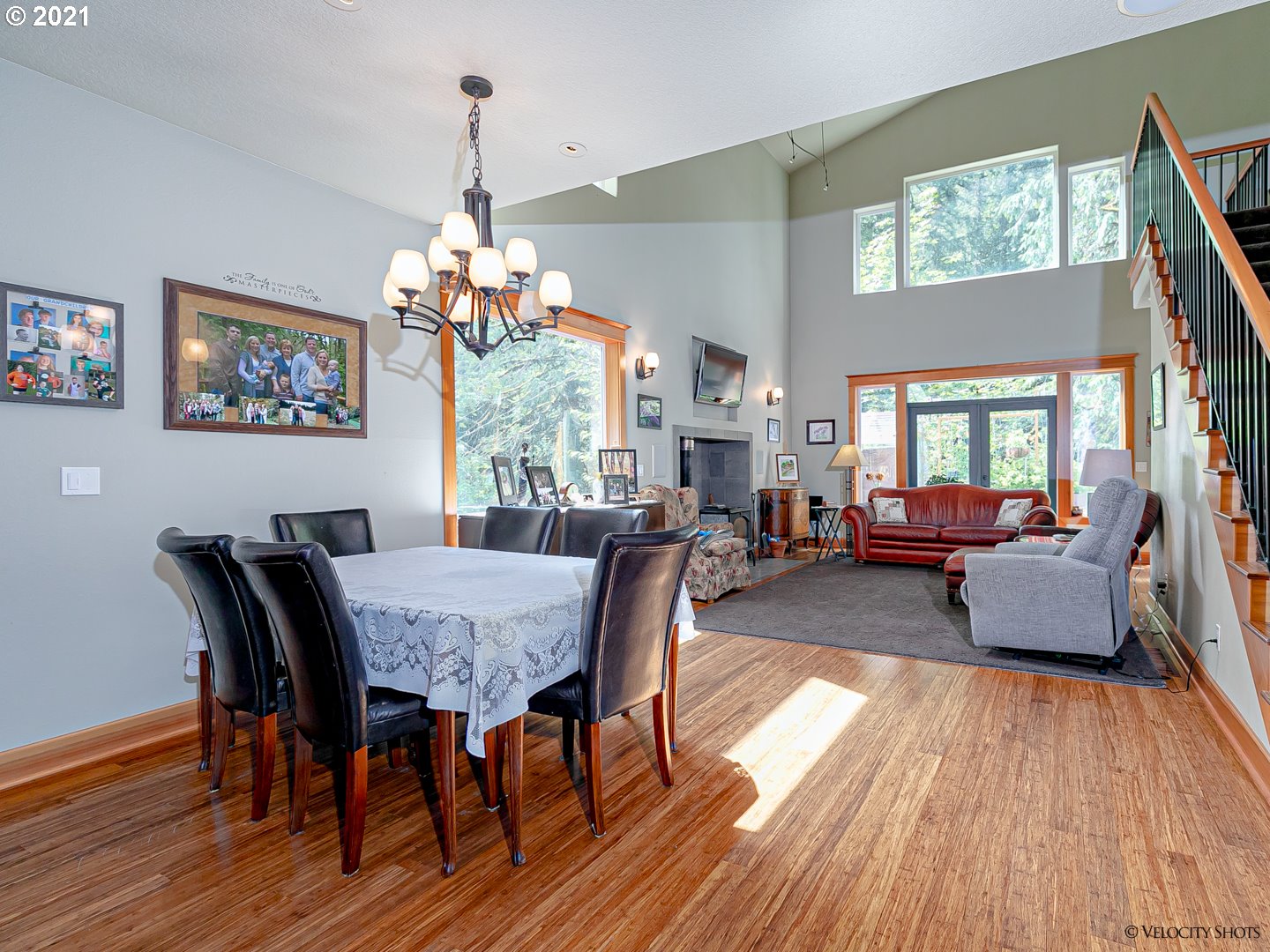33953 Southeast Rainbow Road Estacada, OR 97023 - Photo 9 of 32 Gallery Image 9