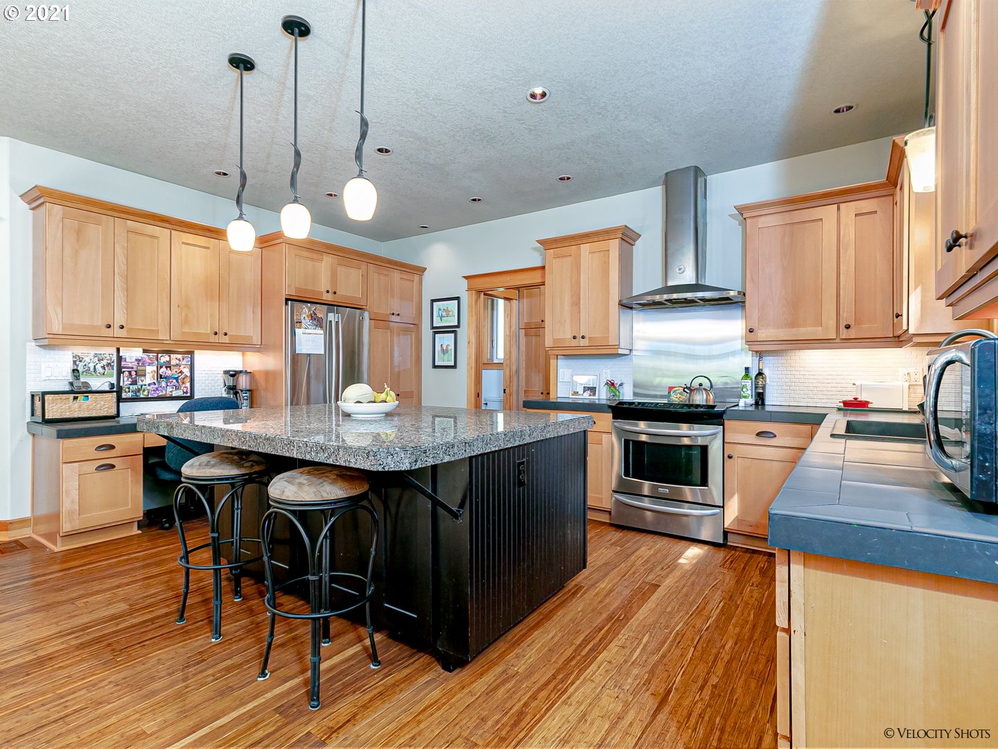 33953 Southeast Rainbow Road Estacada, OR 97023 - Photo 10 of 32 Gallery Image 10