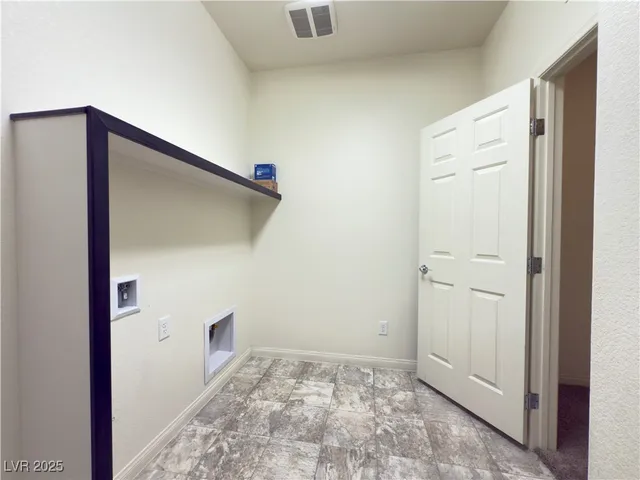 $2,699 | 10588 Parthenon Street, Las Vegas, NV 89183