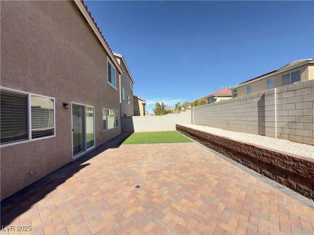 $2,699 | 10588 Parthenon Street, Las Vegas, NV 89183