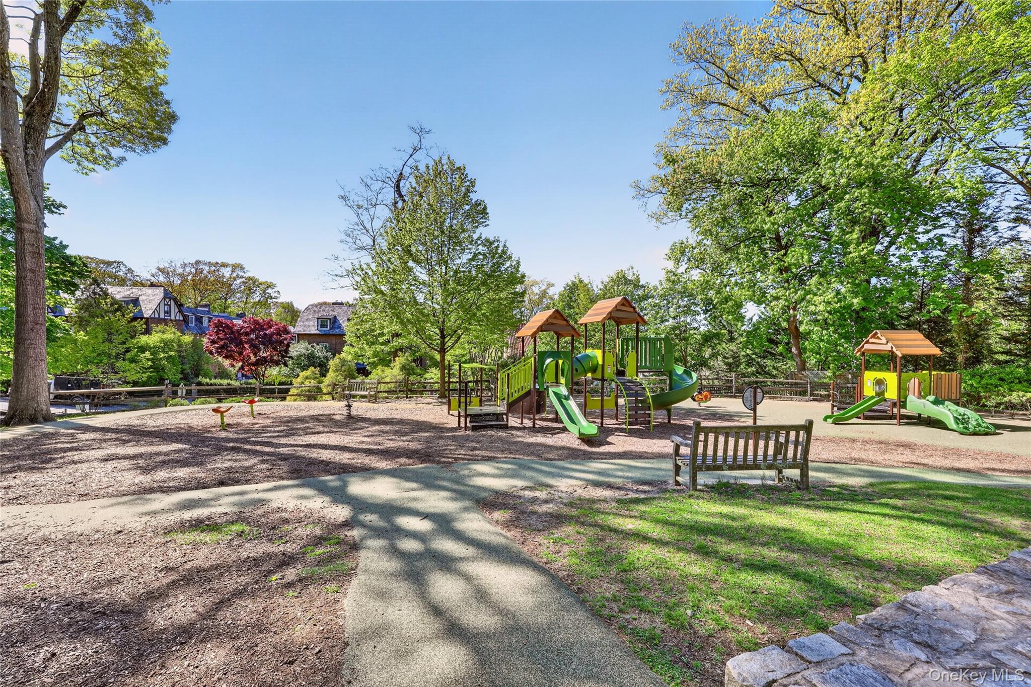 64 Sagamore Road, Unit D7 Bronxville, NY 10708 - Photo 18 of 20