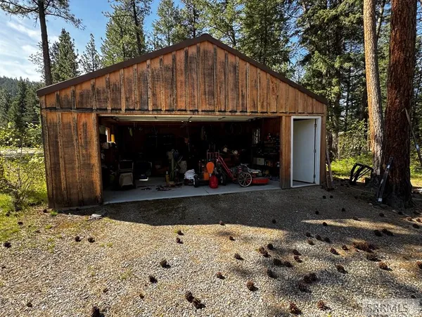 $335,000 | 21 Sheep Crk Road, North Fork, ID 83466