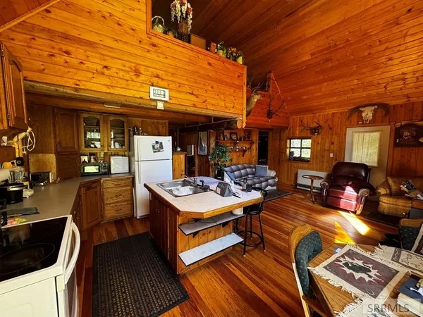 $335,000 | 21 Sheep Crk Road, North Fork, ID 83466