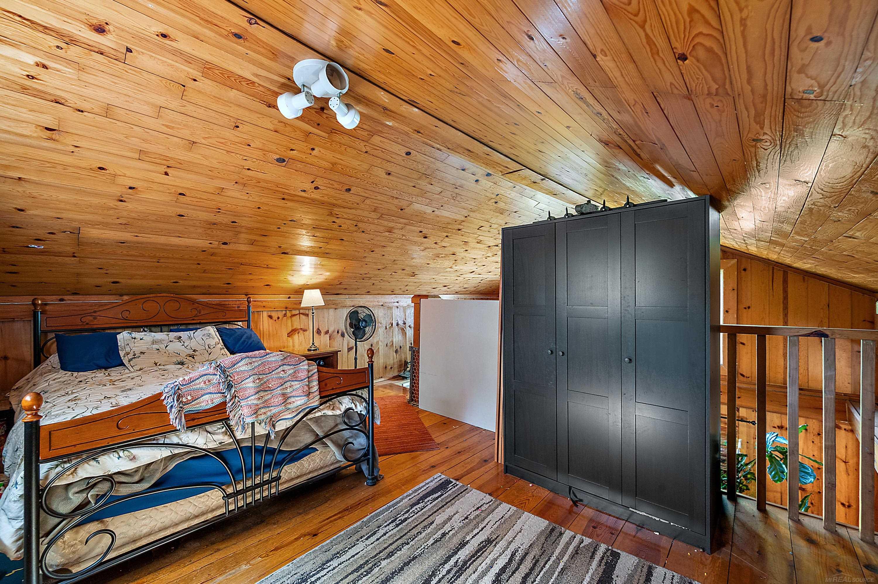 149 East Hunters Creek Road Lapeer, MI 48446 - Photo 46 of 71 50215016-9d574e84-01f8-40e5-b4b2-b5c45ac2ac25.JPG