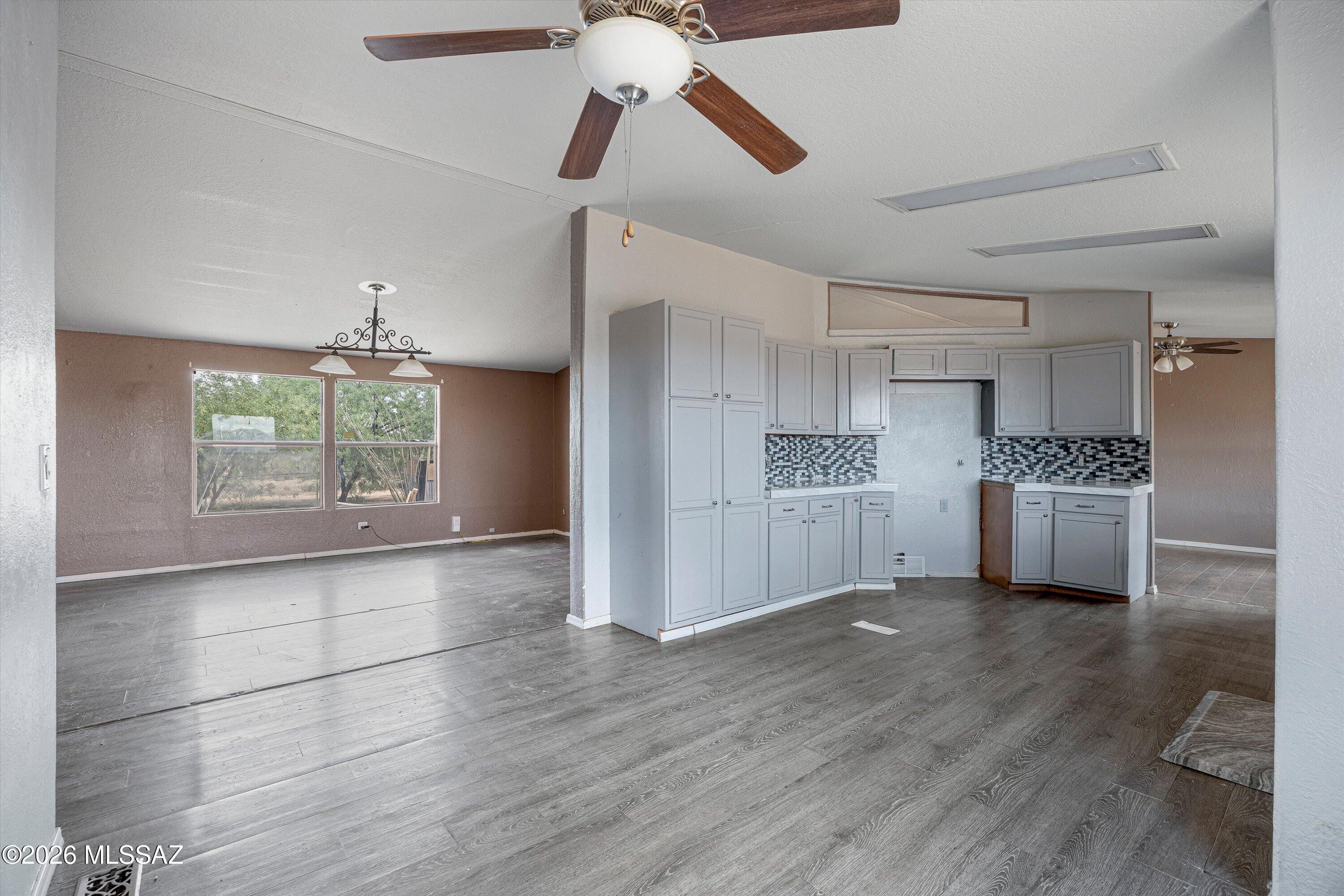 17111 South Country Club Road, Unit 48 Sahuarita, AZ 85629 - Photo 11 of 37 Breakfast Nook