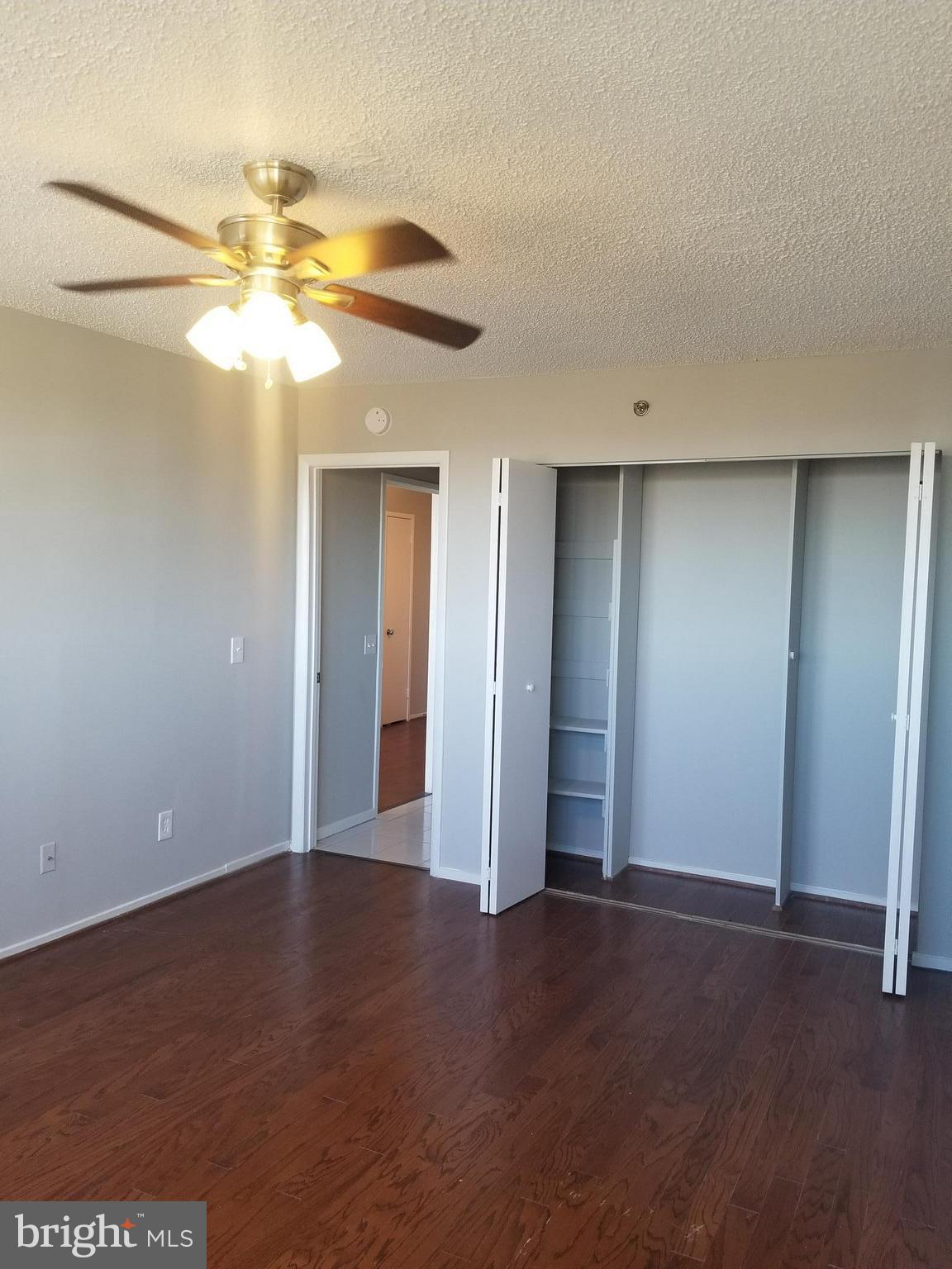 5911 Edsall Road, Unit PH09 Alexandria, VA 22304 - Photo 8 of 14 a room with a space
