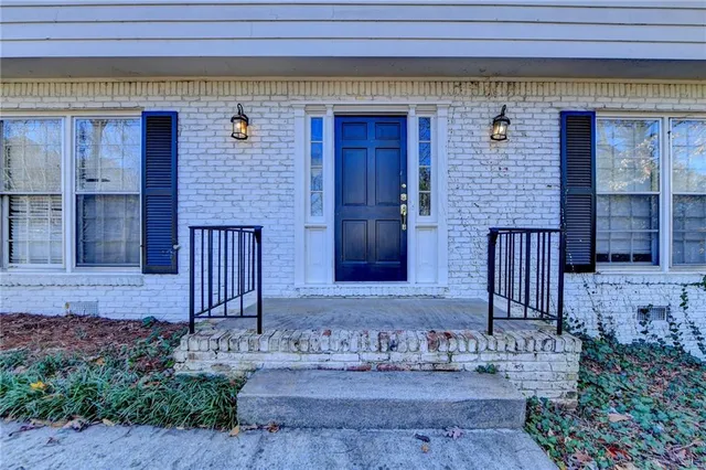 $3,000 | 525 Abernathy Road Northeast, Sandy Springs, GA 30328