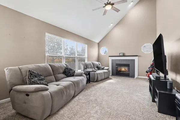 $439,900 | 24841 Vermette Road, Plainfield, IL 60585