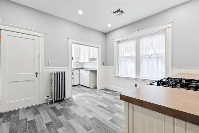 $582,500 | 8 Newcastle Road, Peabody, MA 01960