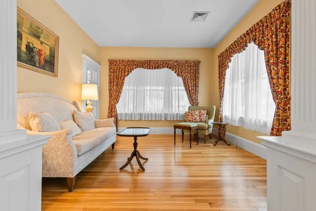 $582,500 | 8 Newcastle Road, Peabody, MA 01960