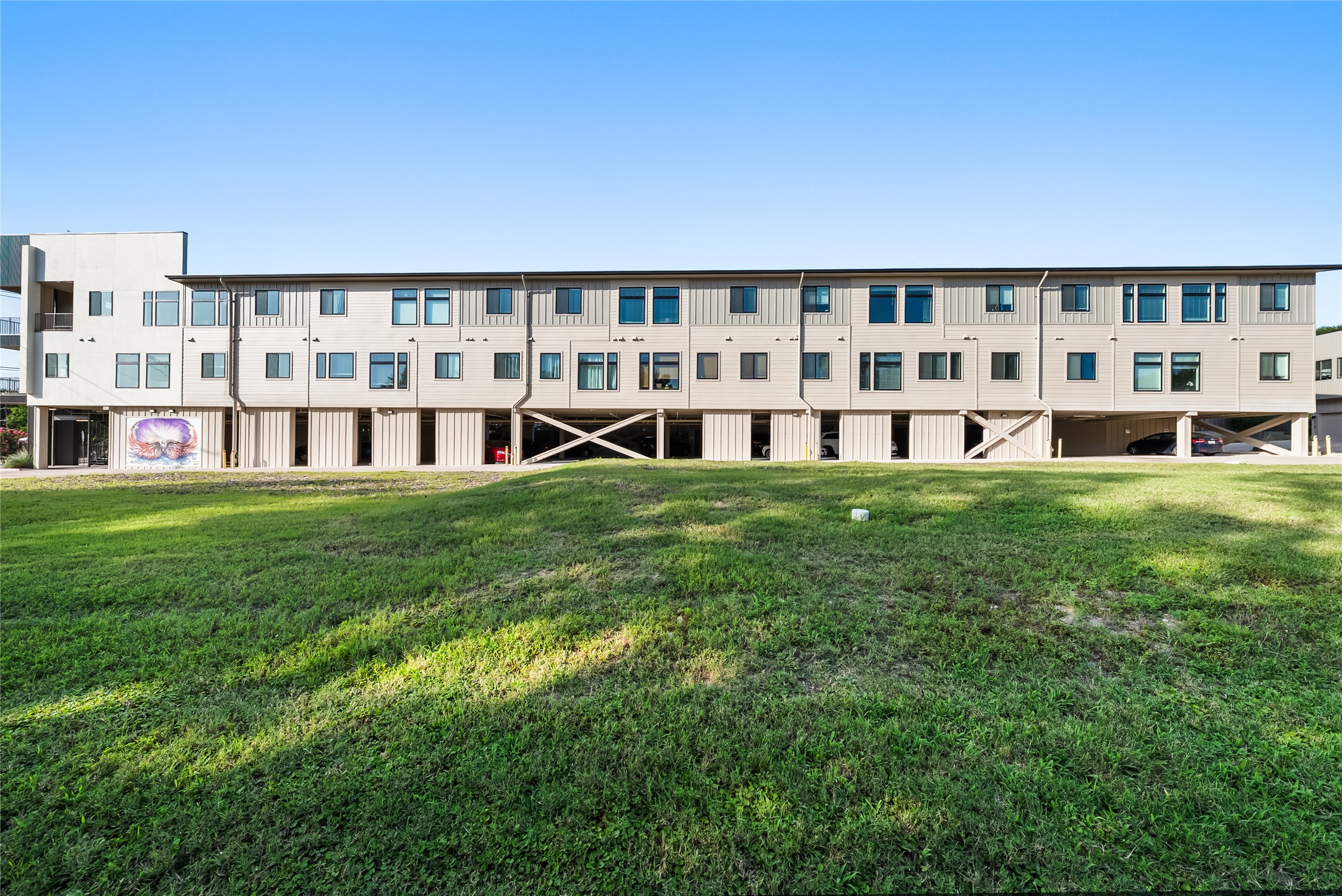 1811 Webberville Road, Unit 1209 Austin, TX 78721 - Photo 26 of 30