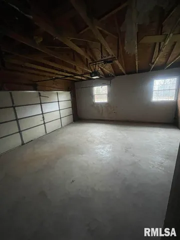 $195,000 | 7837 Highway 37, Benton, IL 62812